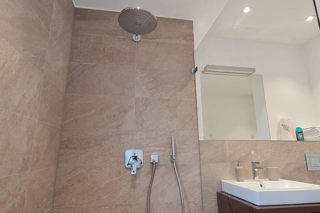 Luxus Wohnung Im Stadtzentrum Neurenberg Buitenkant foto